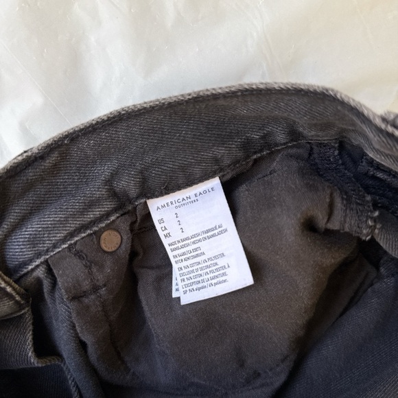 American Eagle Outfitters Black Denim Shorts - Picture 3 of 3